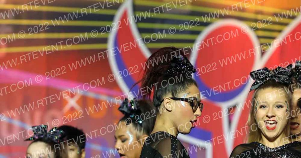 East Celebrity Elite Bomb Squad · Spirit Cheer Super Nationals DIDII