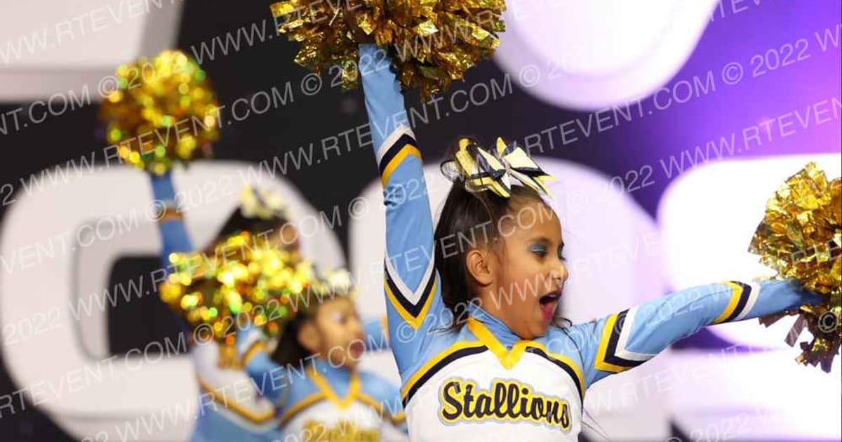 EL SERENO STALLIONS GREMLINS CHEER · Palms and Pyramids