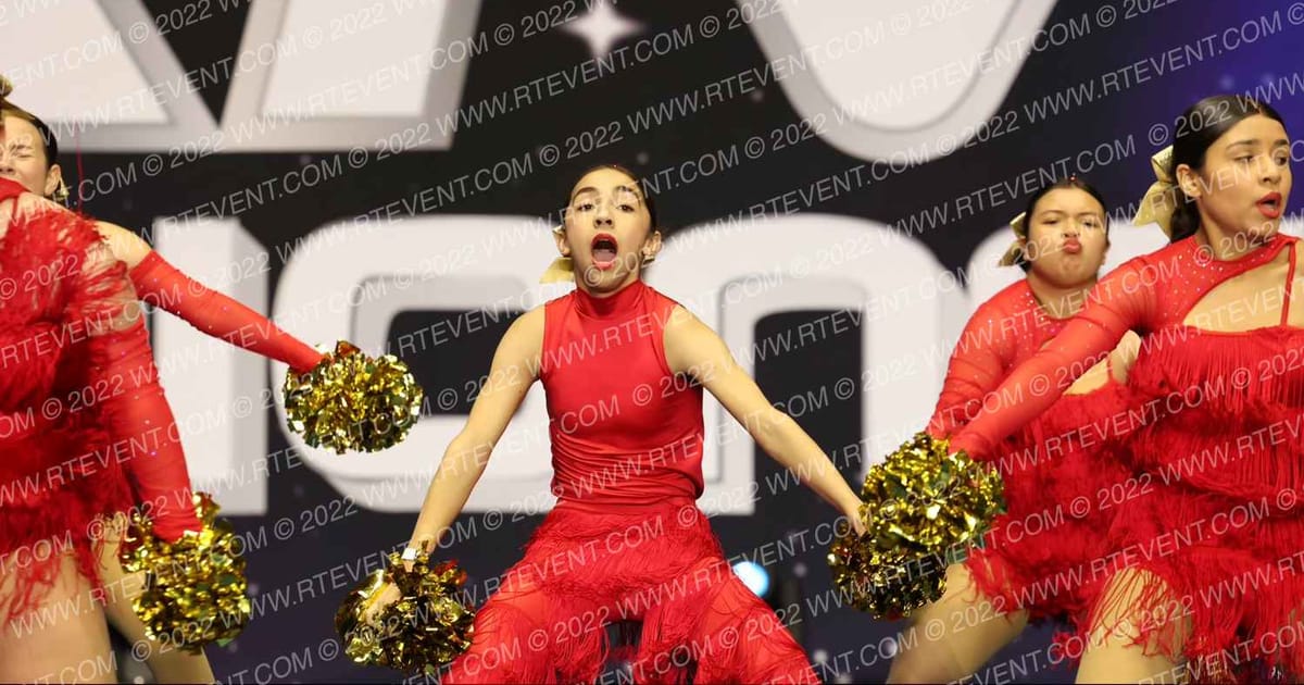 FIREBAUGH FALCON SENIORS · Palms and Pyramids