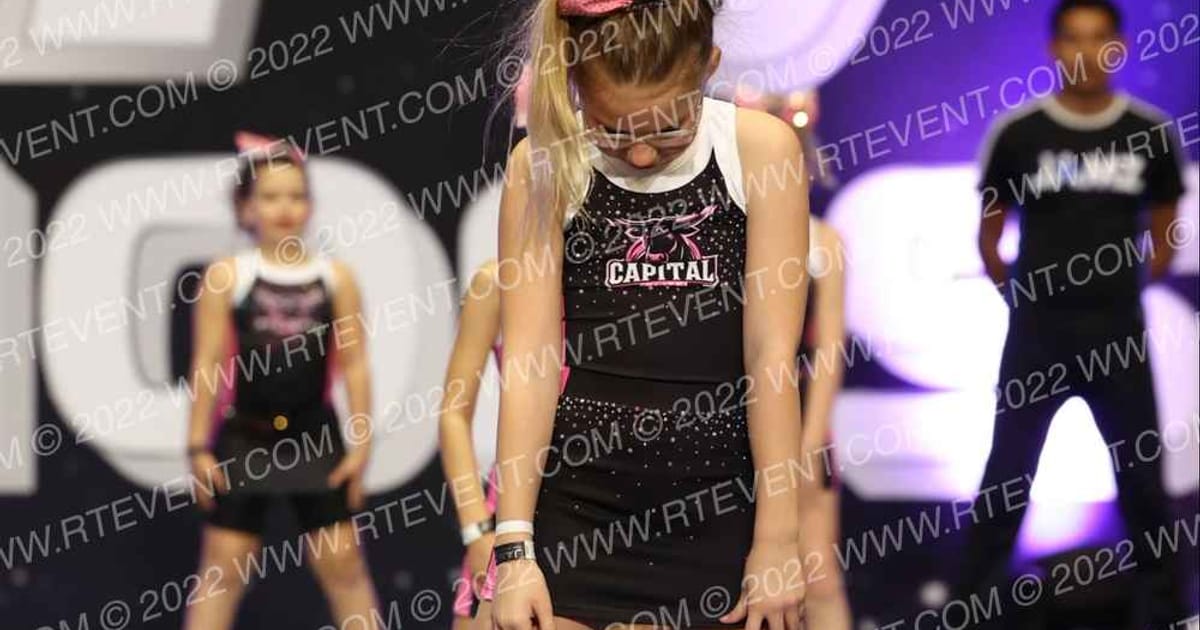 CAPITAL ELITE LADY LASSOS · Palms and Pyramids