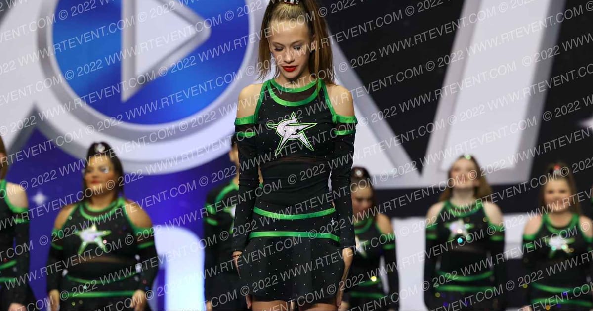 CHEERFORCE VICIOUS · Palms and Pyramids
