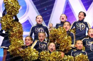 SANTA CLARITA WILDCATS CHEER