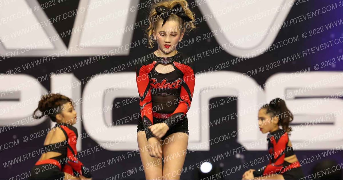 SELECT ALLSTARS FEARLESS · Palms and Pyramids