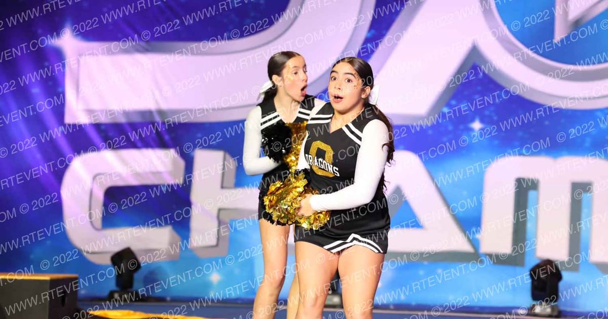 BISHOP O DOWD VARSITY CHEER · Showdown at the Bay
