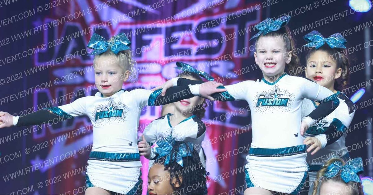 Cheer Fusion Elite Tiny Bolts · Jamfest Super Nationals