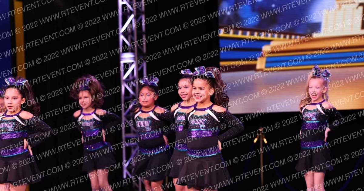 Spirit Too Glitter · Foxwoods