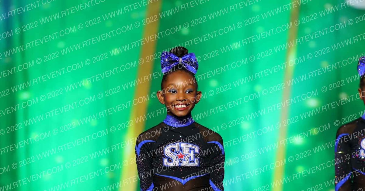 New Jersey Spirit Explosion Bombshells · Mardis Gras Grand Nationals