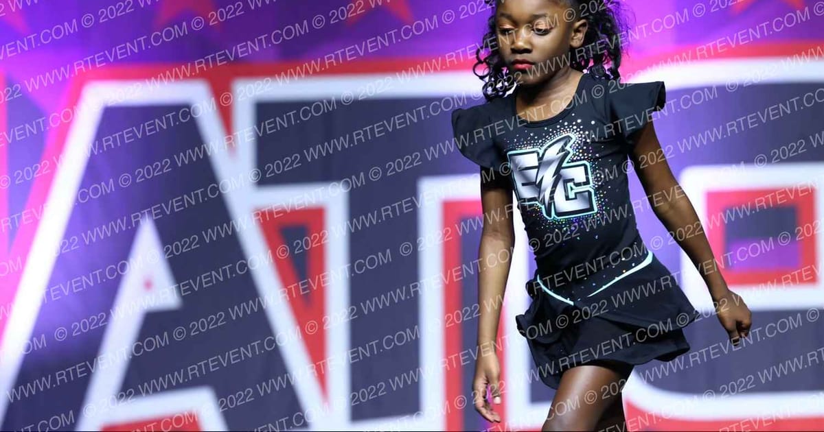 Elements Cheer Chicago Cobalt Cuties · Jamfest Super Nationals