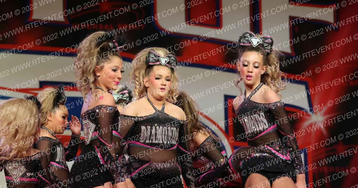 Diamonds All Stars GLITTER GIRLS · Spirit of Hope Grand Nationals