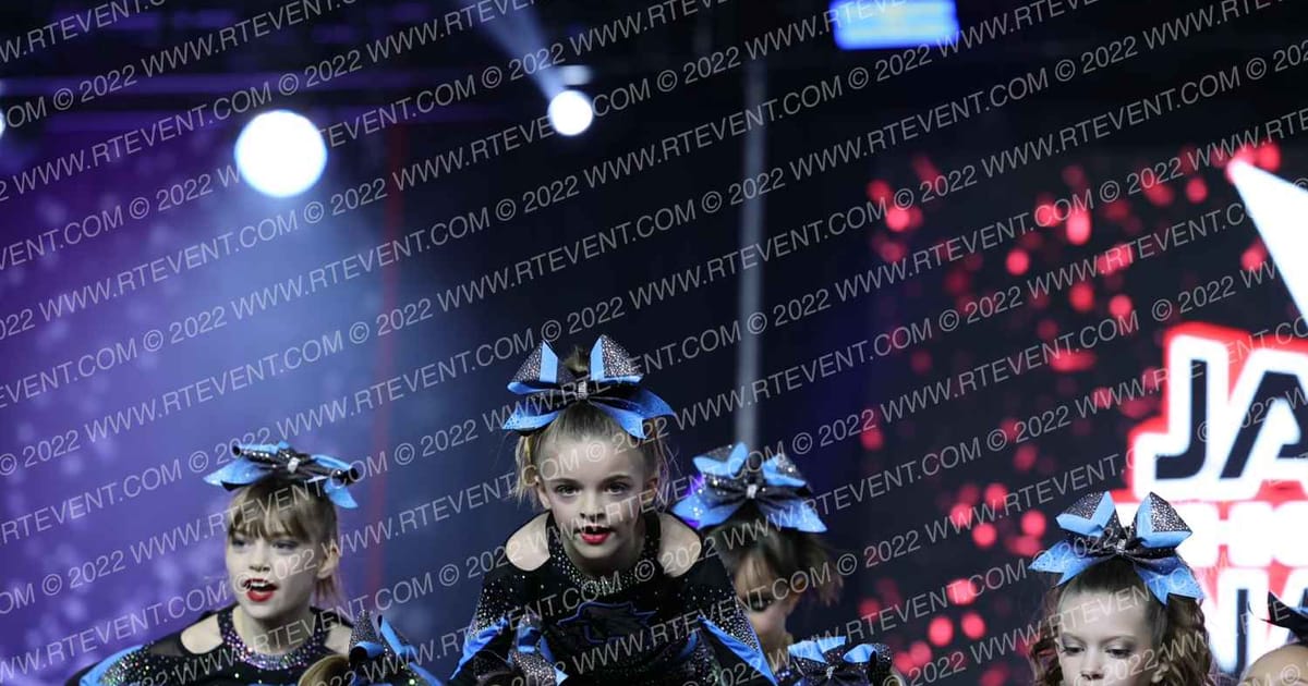 Lions Cheer Company Royal Cats · Jamfest Super Nationals