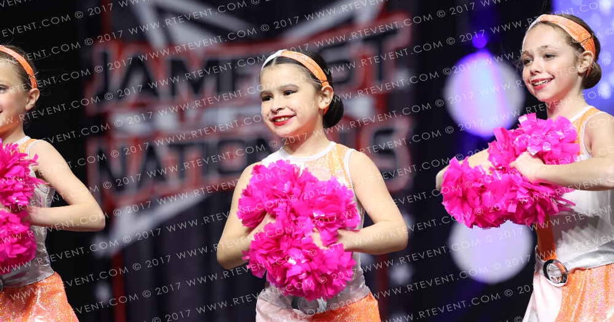 Studio 22 Mini Pom · JamFest Dance Super