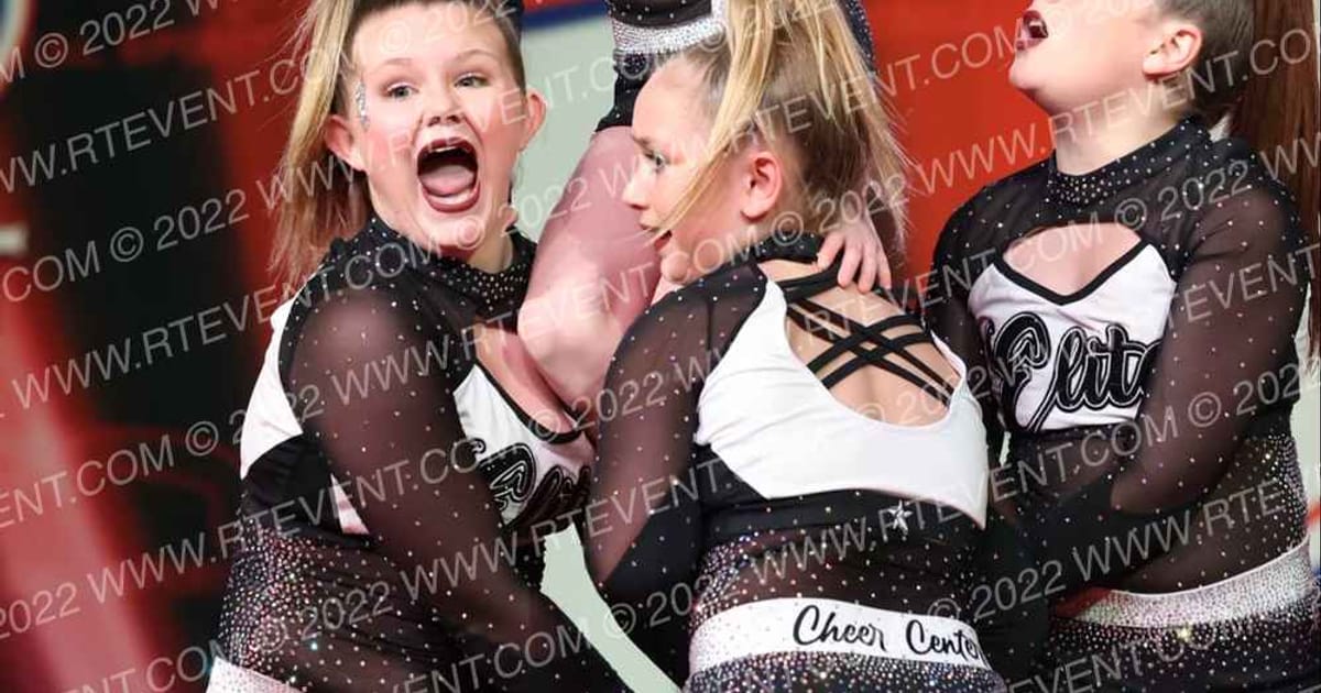 Elite Tumbling Center Glow · Spirit of Hope Grand Nationals