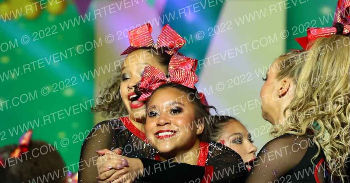 Twist & Shout Edmond Heart · Mardis Gras Grand Nationals