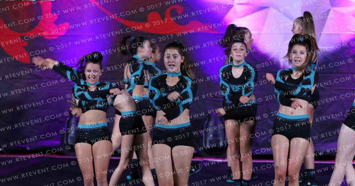 Vibes Cheerleading REVENGE · Heart of London University Nationals
