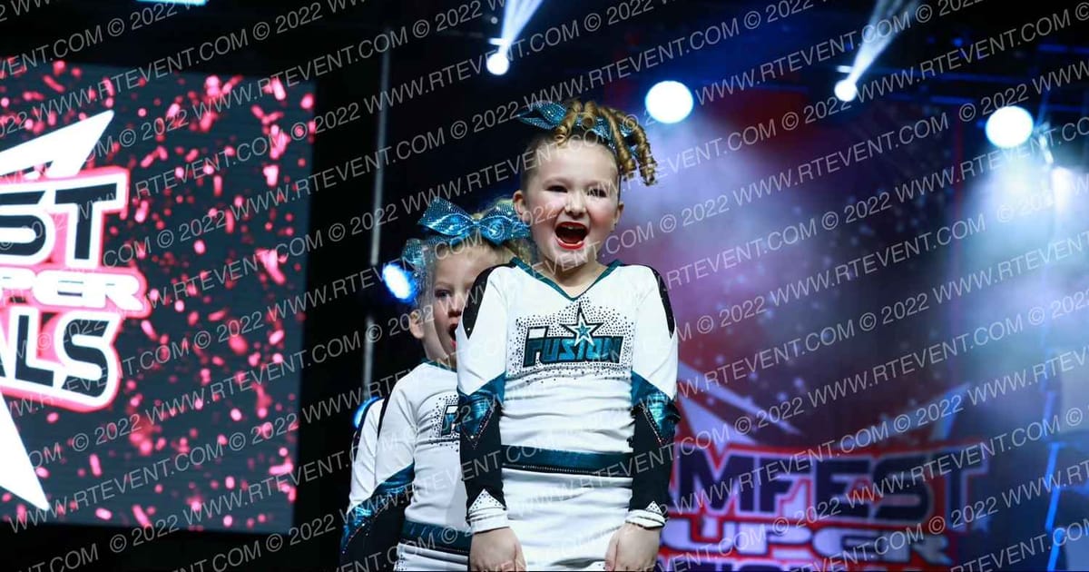 Cheer Fusion Elite Tiny Bolts · Jamfest Super Nationals