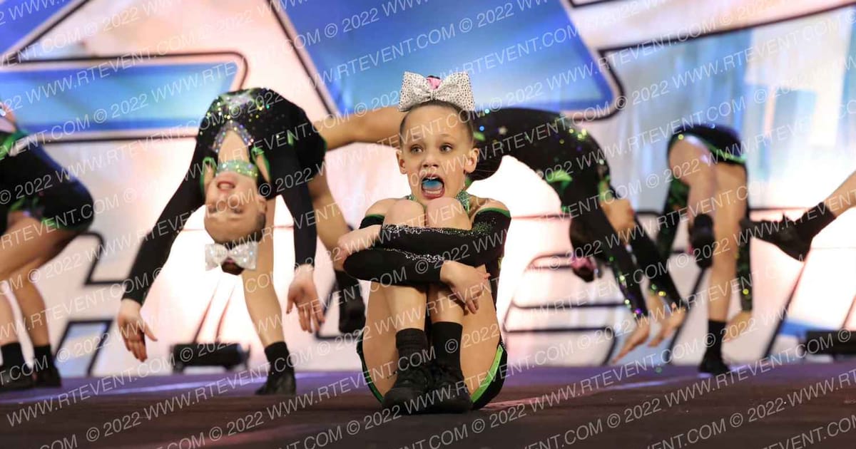 CheerForce Arizona Flutter · Athletic Phoenix Nationals DIDII