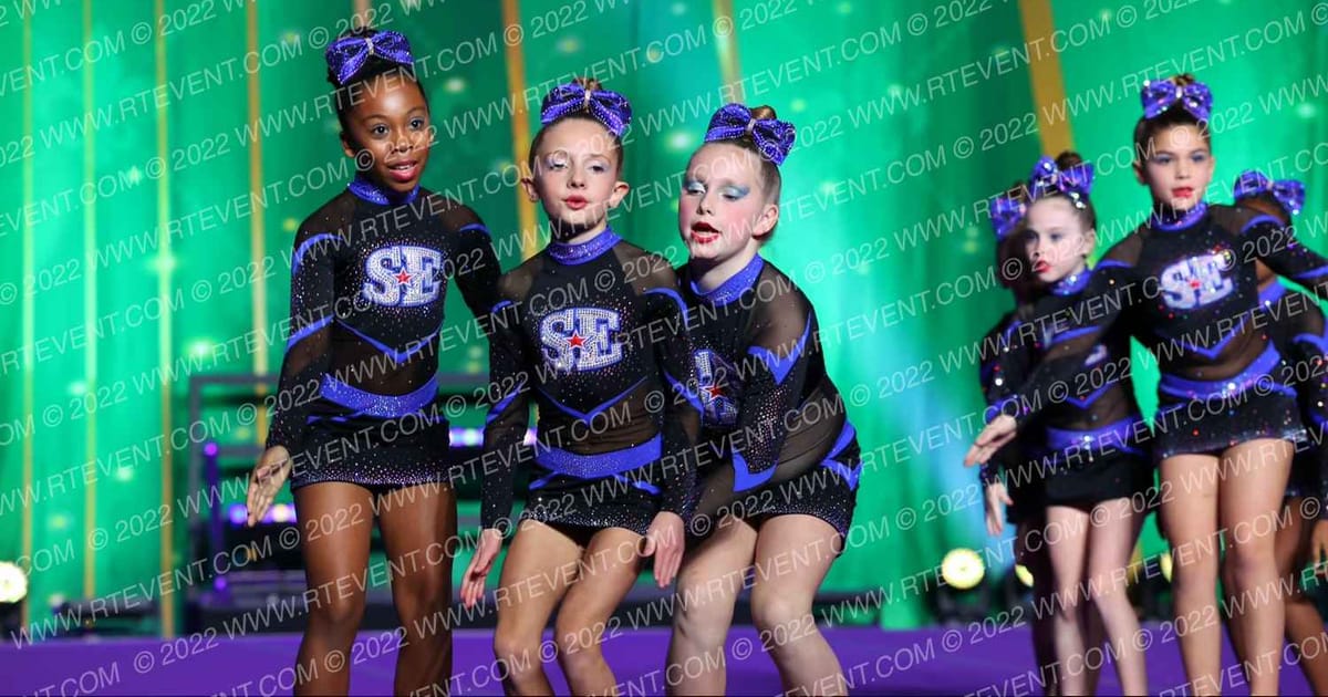 New Jersey Spirit Explosion Bombshells · Mardis Gras Grand Nationals