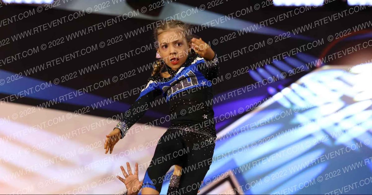The California All Stars - Mesa Mini Elite · Athletic Phoenix Nationals DIDII