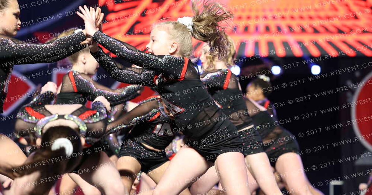 iNFiNiTi Athletics Novas · CHEERAPALOOZA